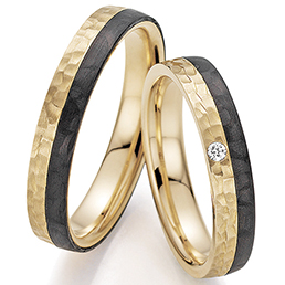 Обручальные кольца с карбоном Bayer