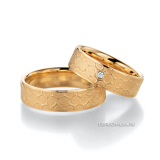 Обручальные кольца из абрикосового золота Fischer 38-07347-060