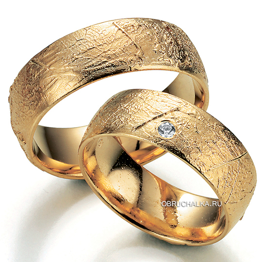 Обручальные кольца из абрикосового золота Bayer 89004